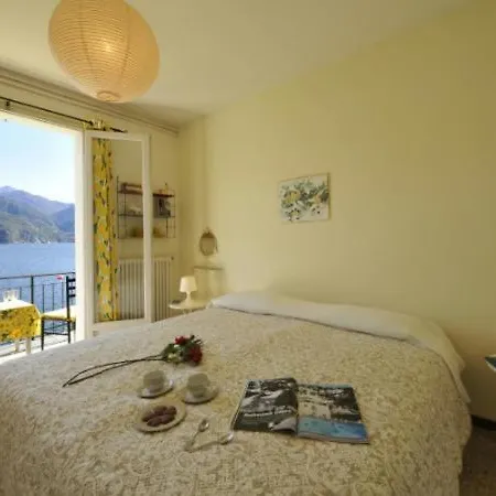 Villa San Siro Sleeps 8 *