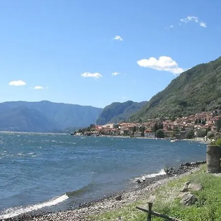 San Siro Sleeps 8 Villa *